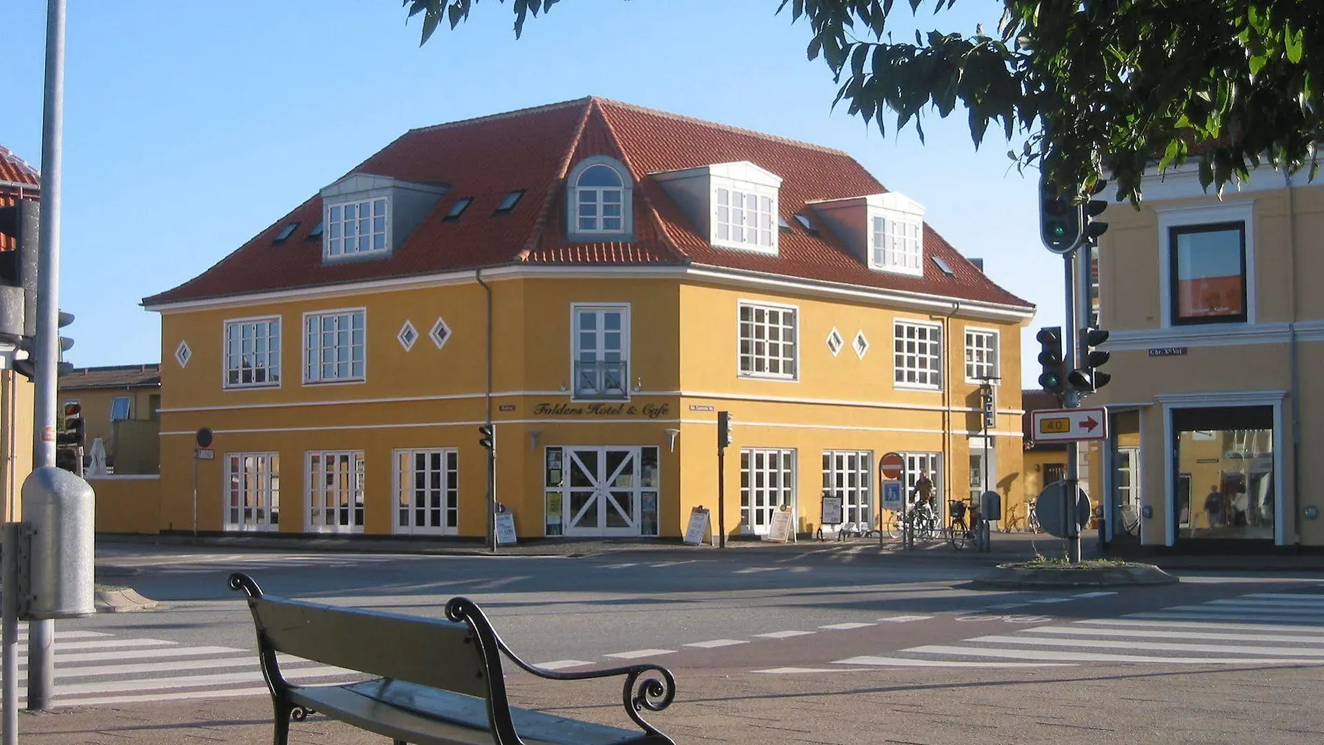 Foldens Hotel